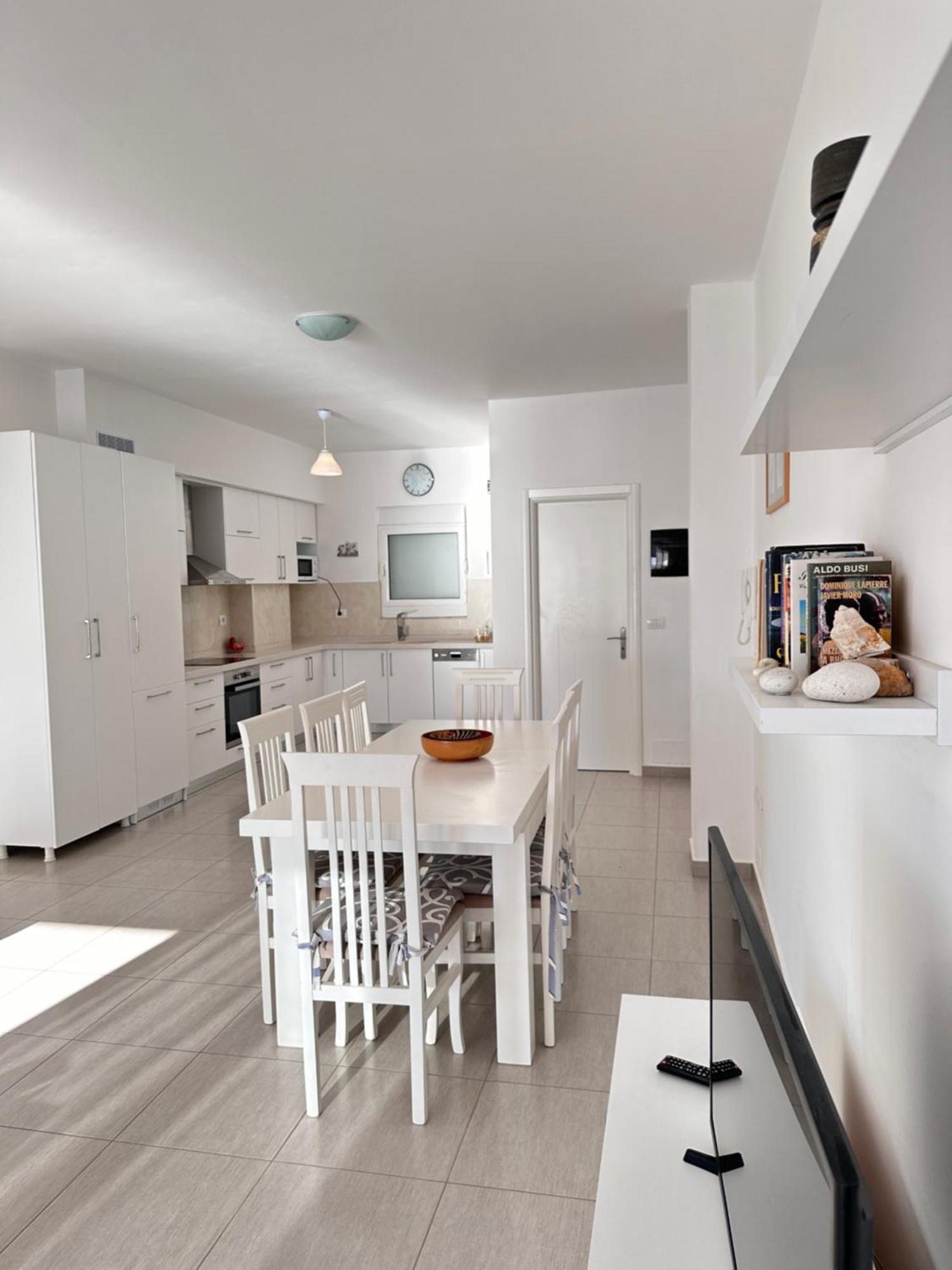 Bay View Apartment Σαράντα Εξωτερικό φωτογραφία