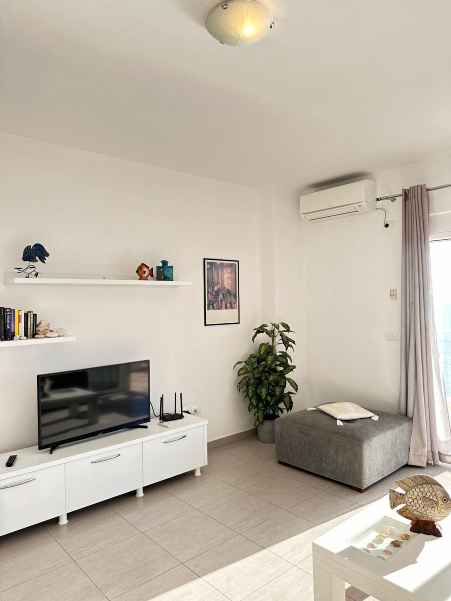 Bay View Apartment Σαράντα Εξωτερικό φωτογραφία